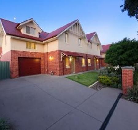 Albury Suites - Schubach Street 외부 사진